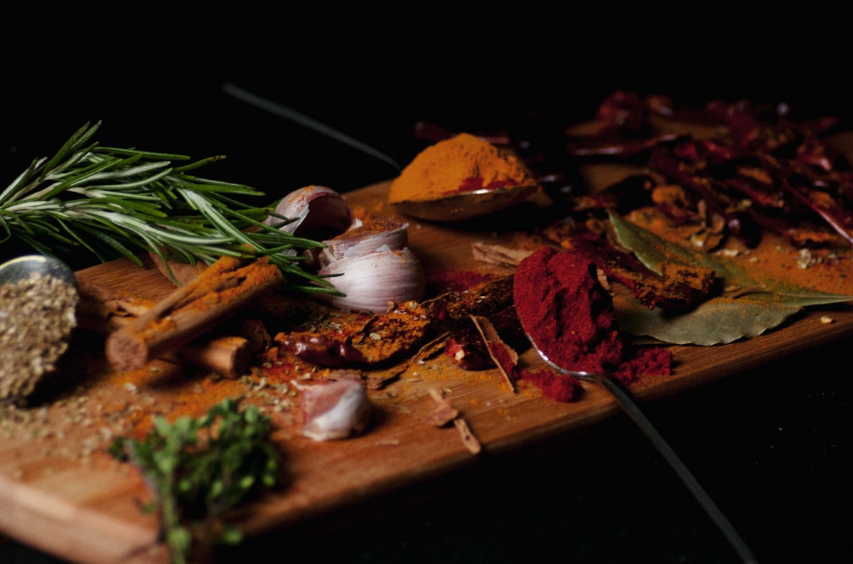 Spice-rubbed lean meat with citrus